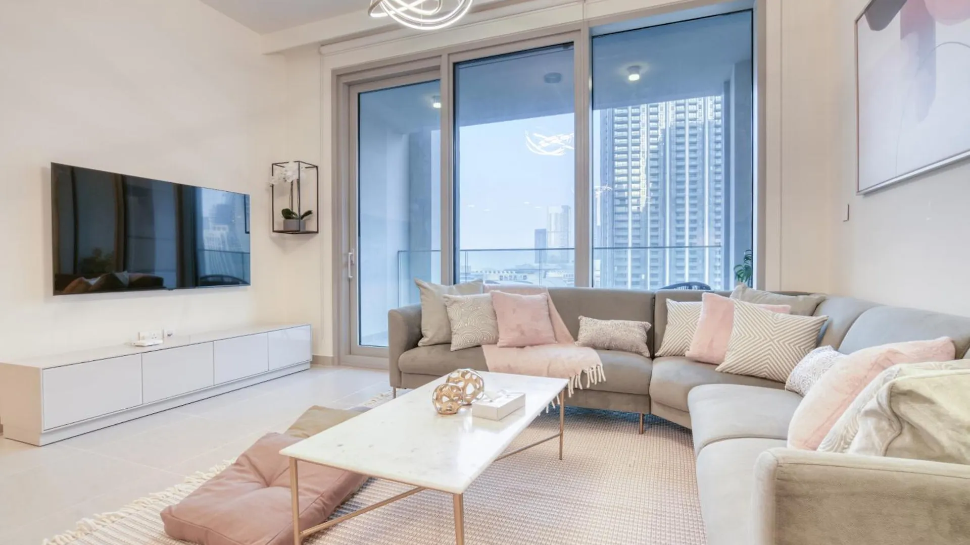 Forte 2, Downtown Dubai - Mint Stay
